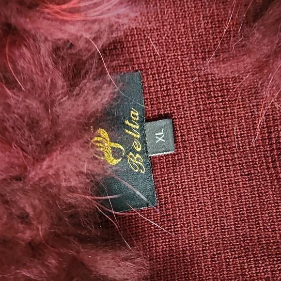 Racoon Fur Shawl - Picture 4 of 5